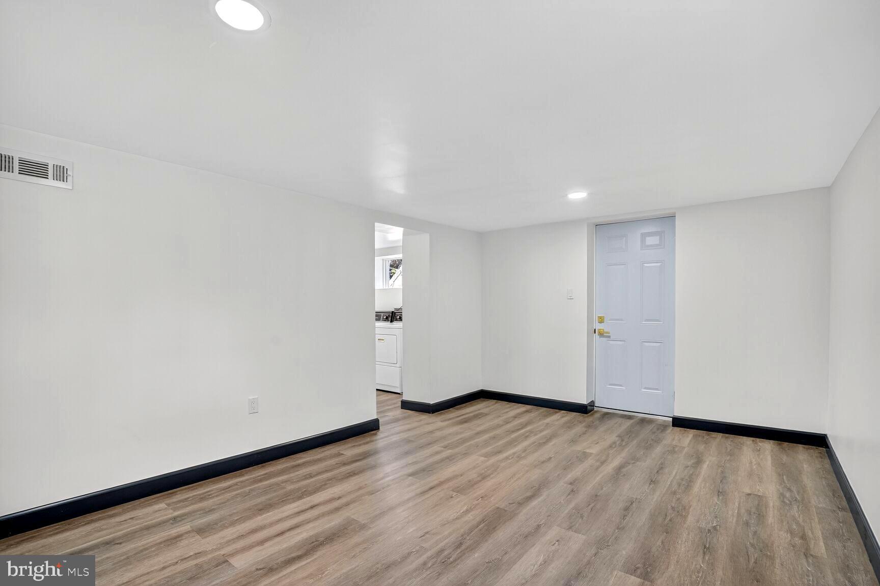 FOREST HEIGHTS - Residential