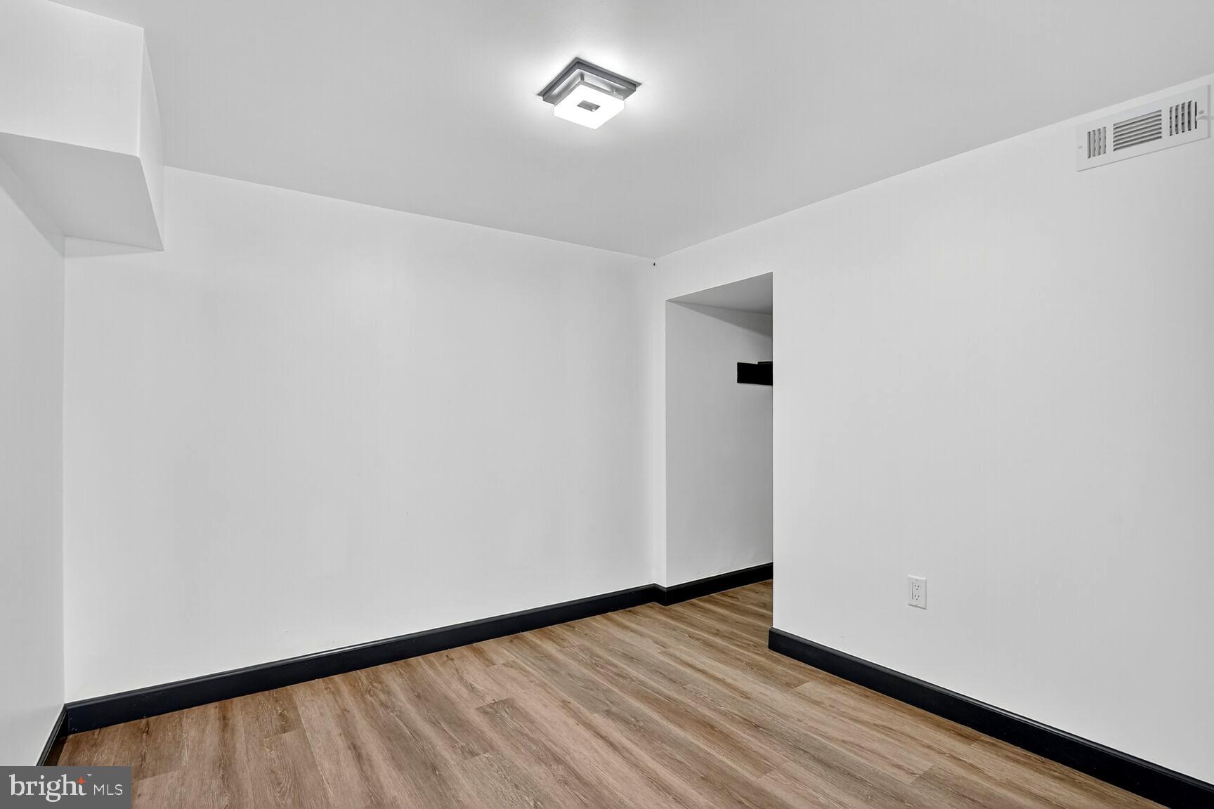 FOREST HEIGHTS - Residential