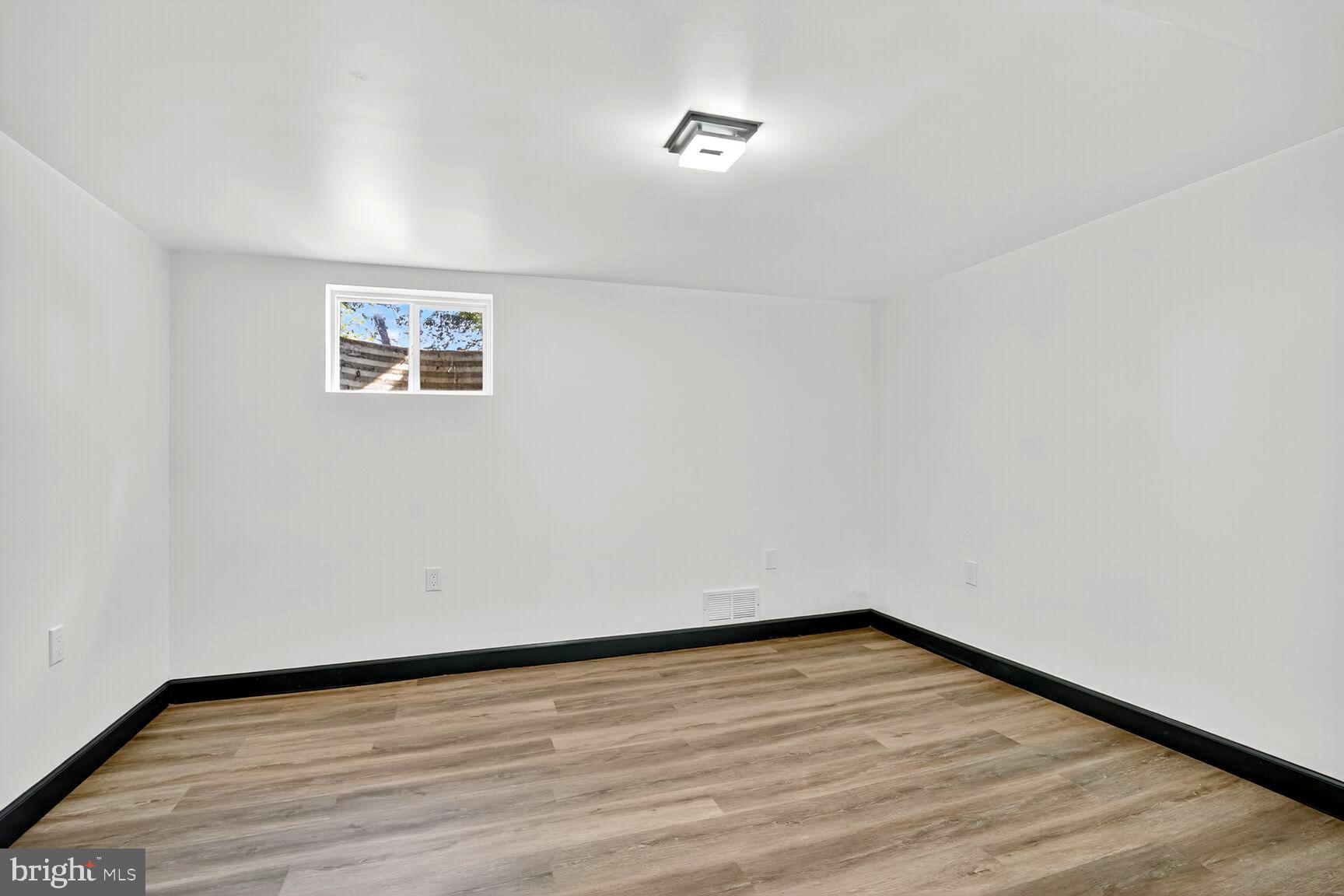 FOREST HEIGHTS - Residential