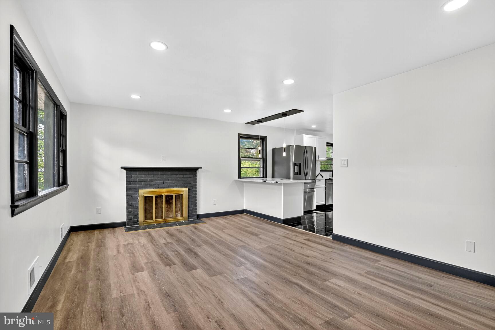 FOREST HEIGHTS - Residential