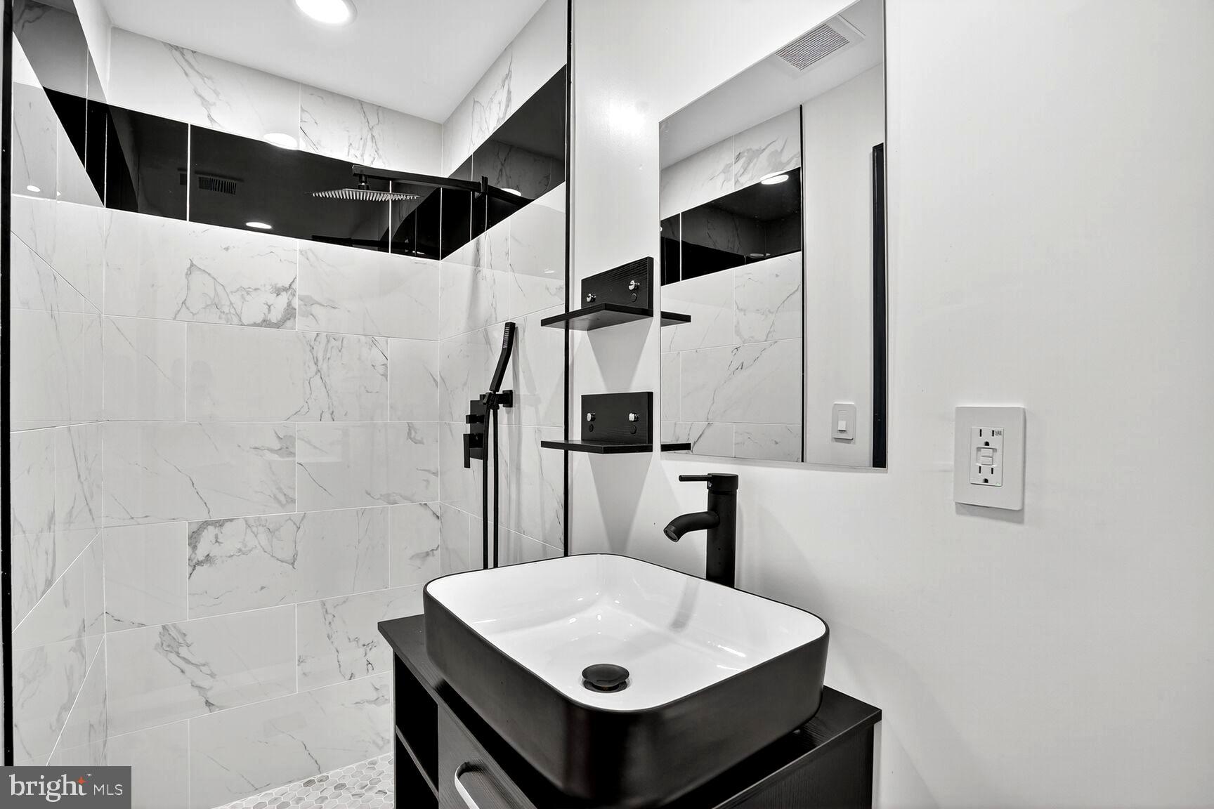 FOREST HEIGHTS - Residential