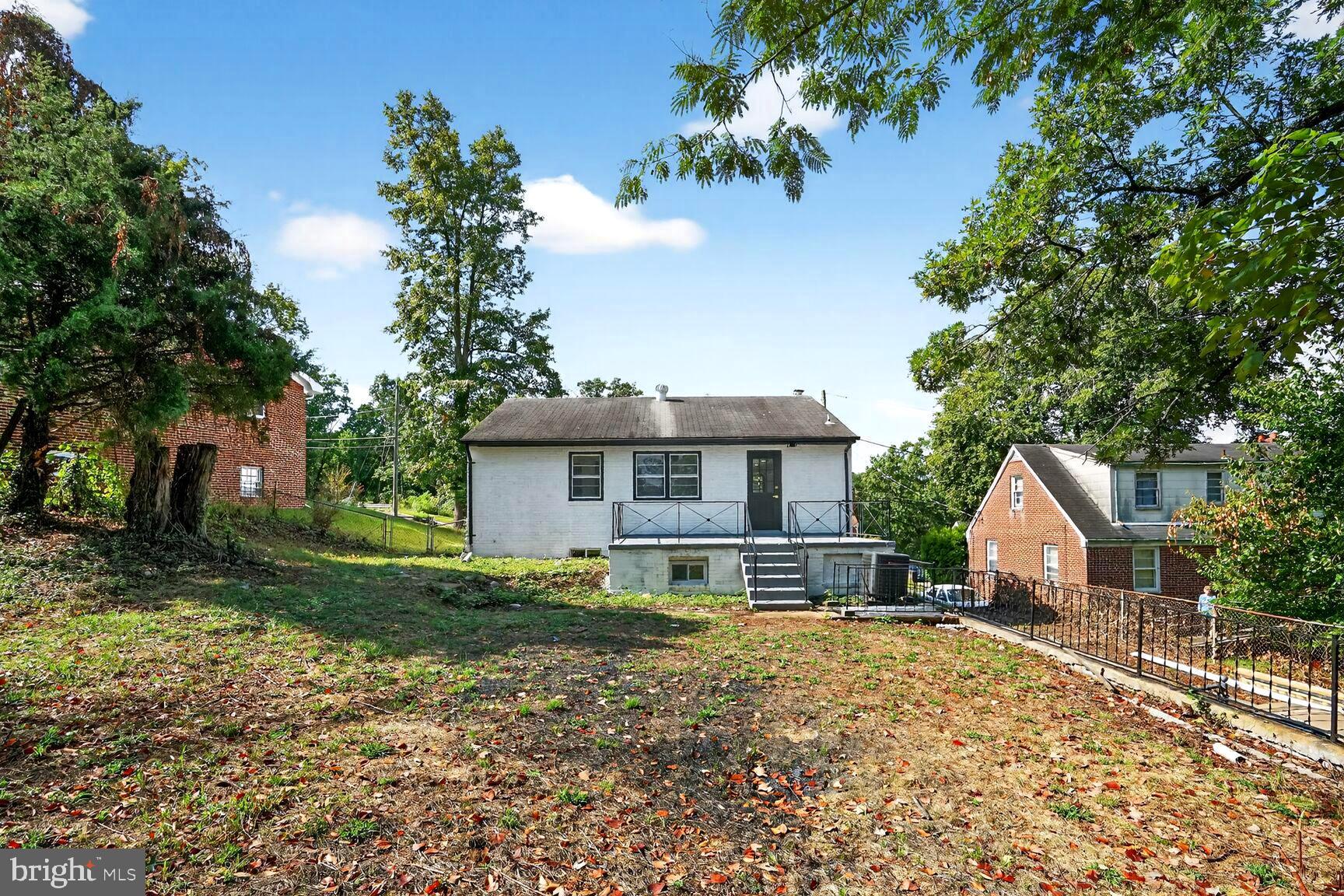 FOREST HEIGHTS - Residential