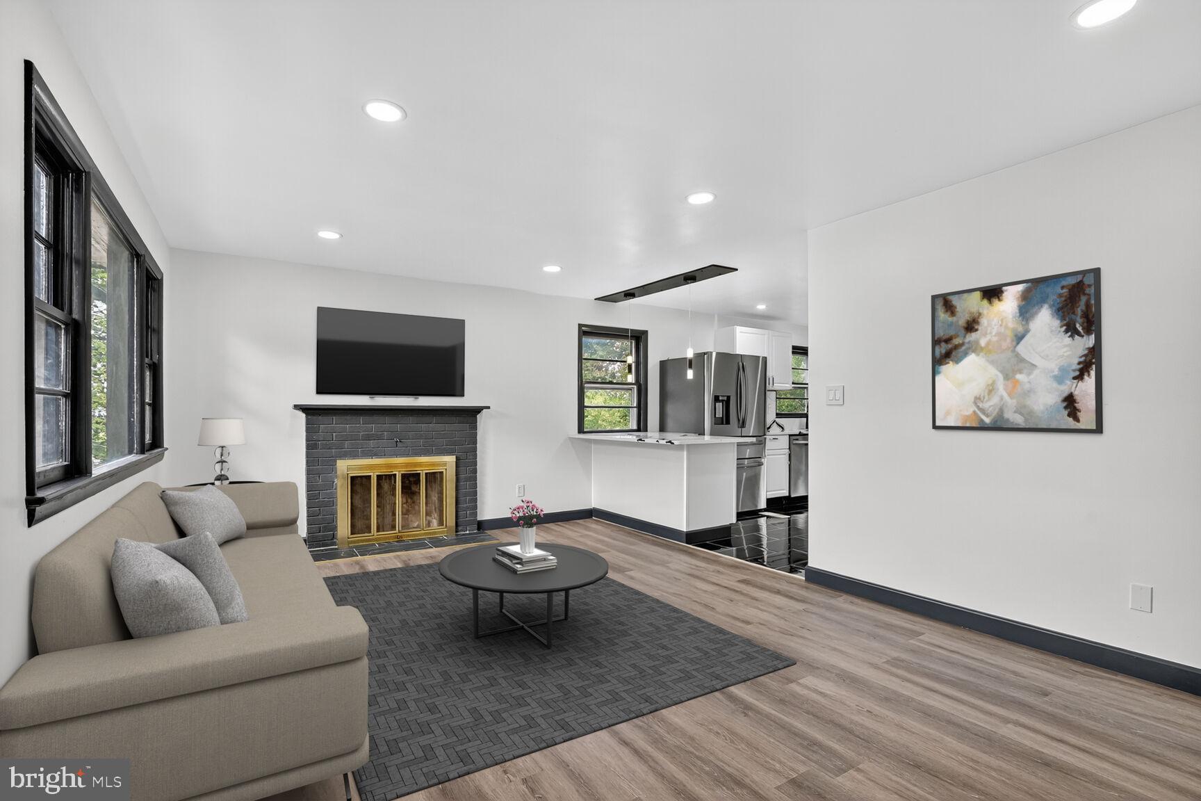 FOREST HEIGHTS - Residential