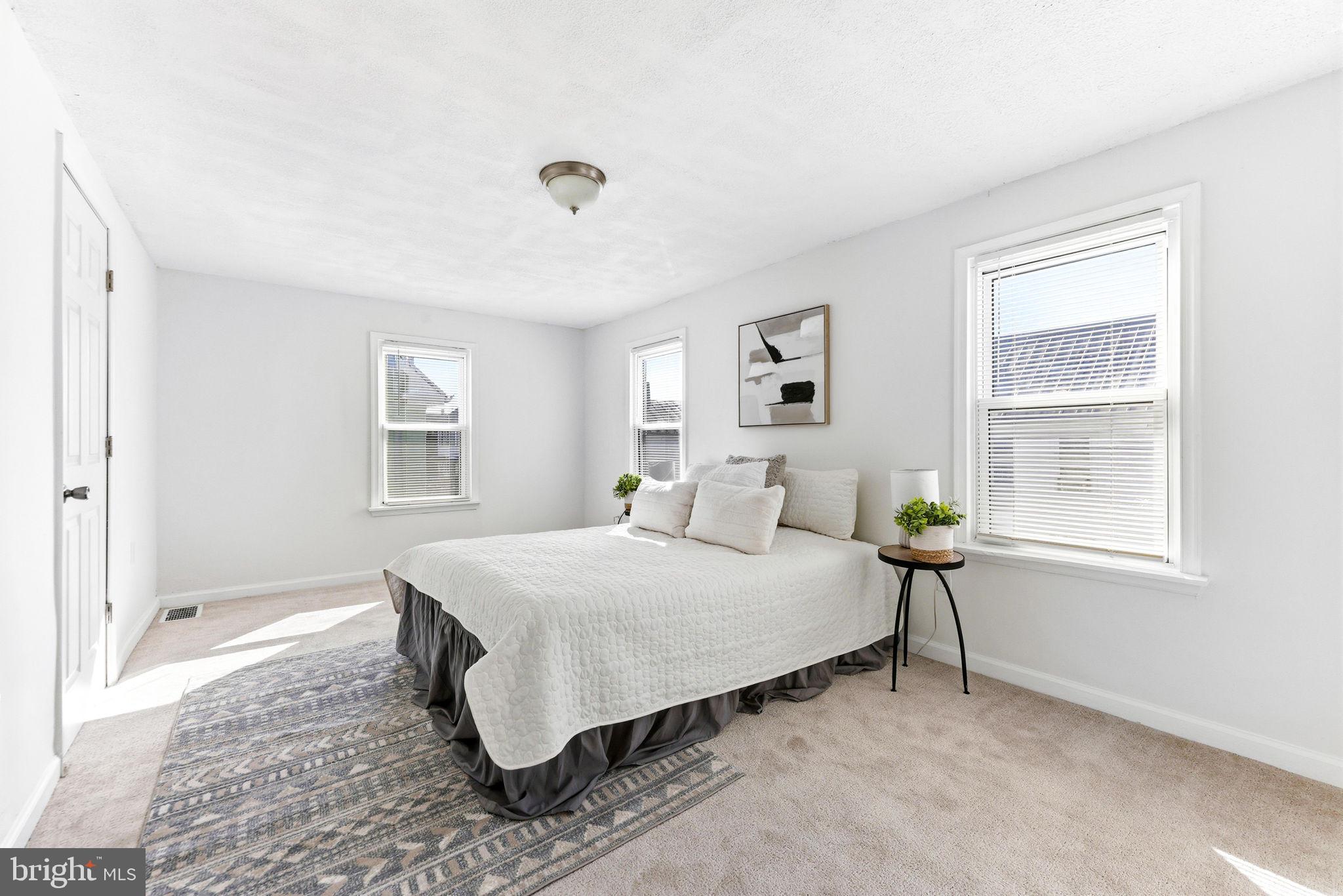 HAGERSTOWN - Residential