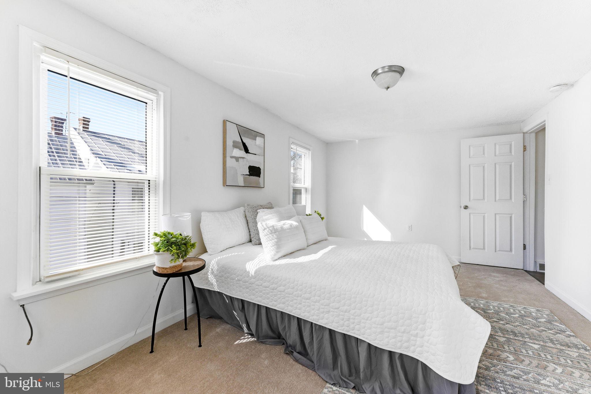 HAGERSTOWN - Residential