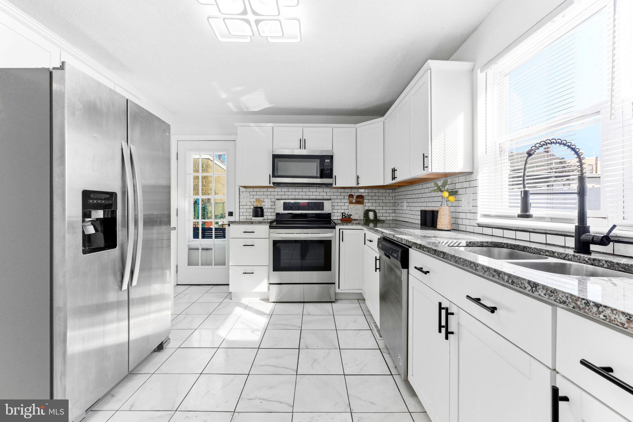 HAGERSTOWN - Residential