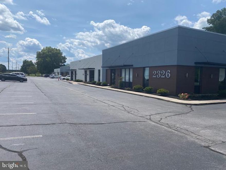 This office space offers a good location convenient to all of the North Salisbury amenities while also just being a few minutes drive to central Salisbury and to the Maryland/Delaware state line easily serving both states.  The space has multiple private offices and meeting rooms. Join longtime tenants at this property with ample parking just off of Salisbury's busiest corridor. This flexible space is able to be updated and/or modified to suit a tenant's needs.

Good location 
Ample parking
Renovated complex
Close to amenities