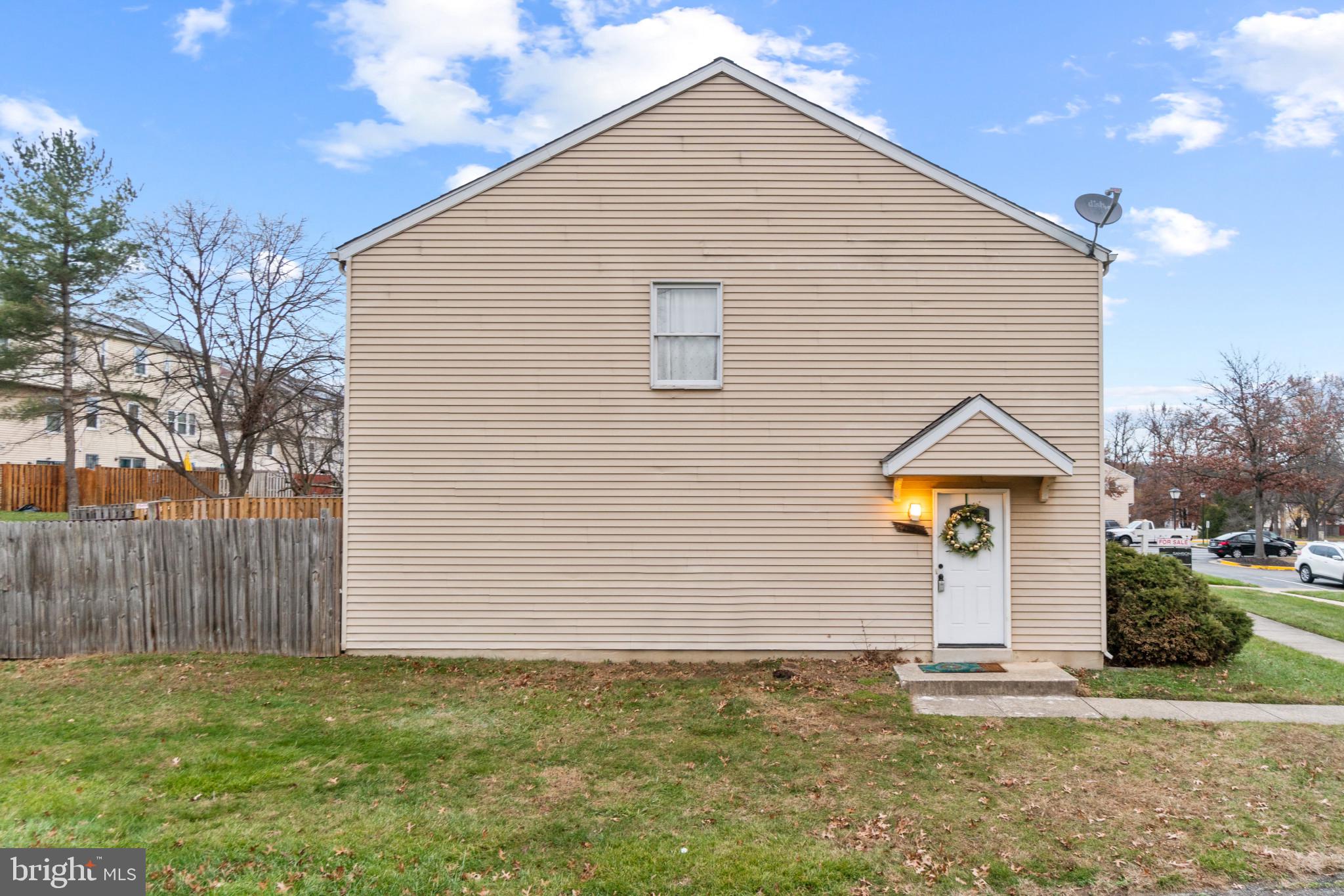 HILLCREST TOWNE - Residential