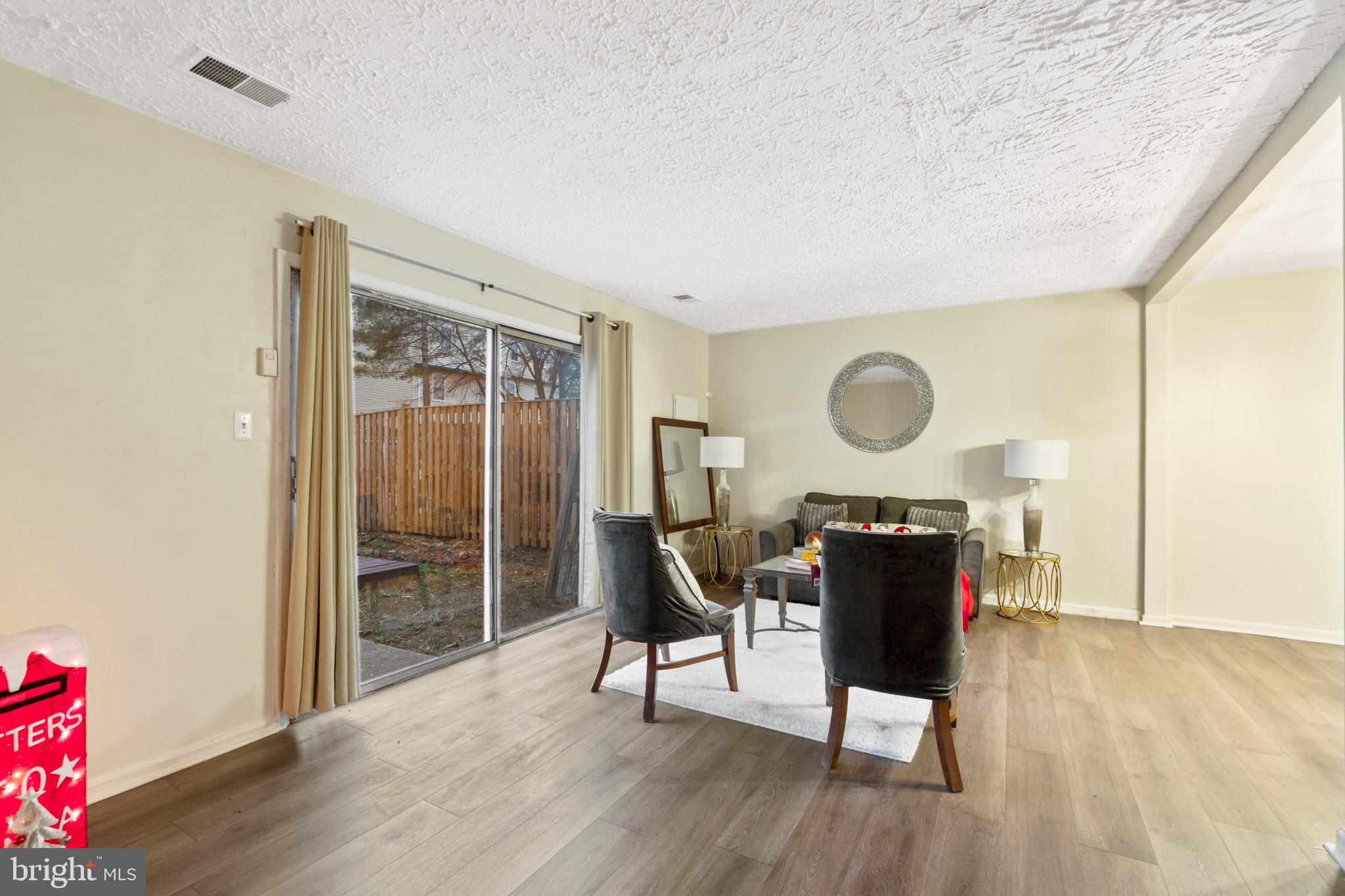 HILLCREST TOWNE - Residential