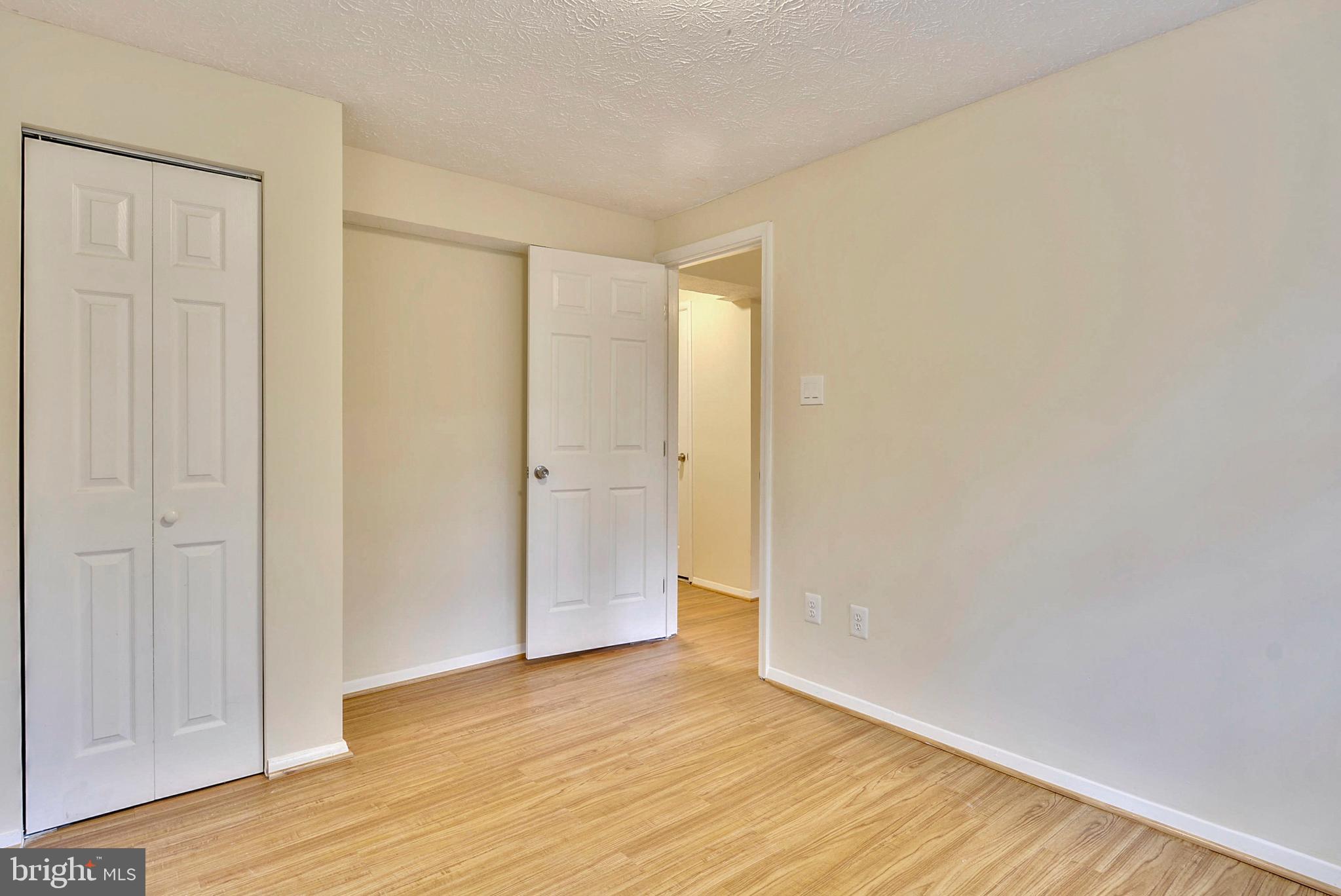 RESTON - Residential Lease