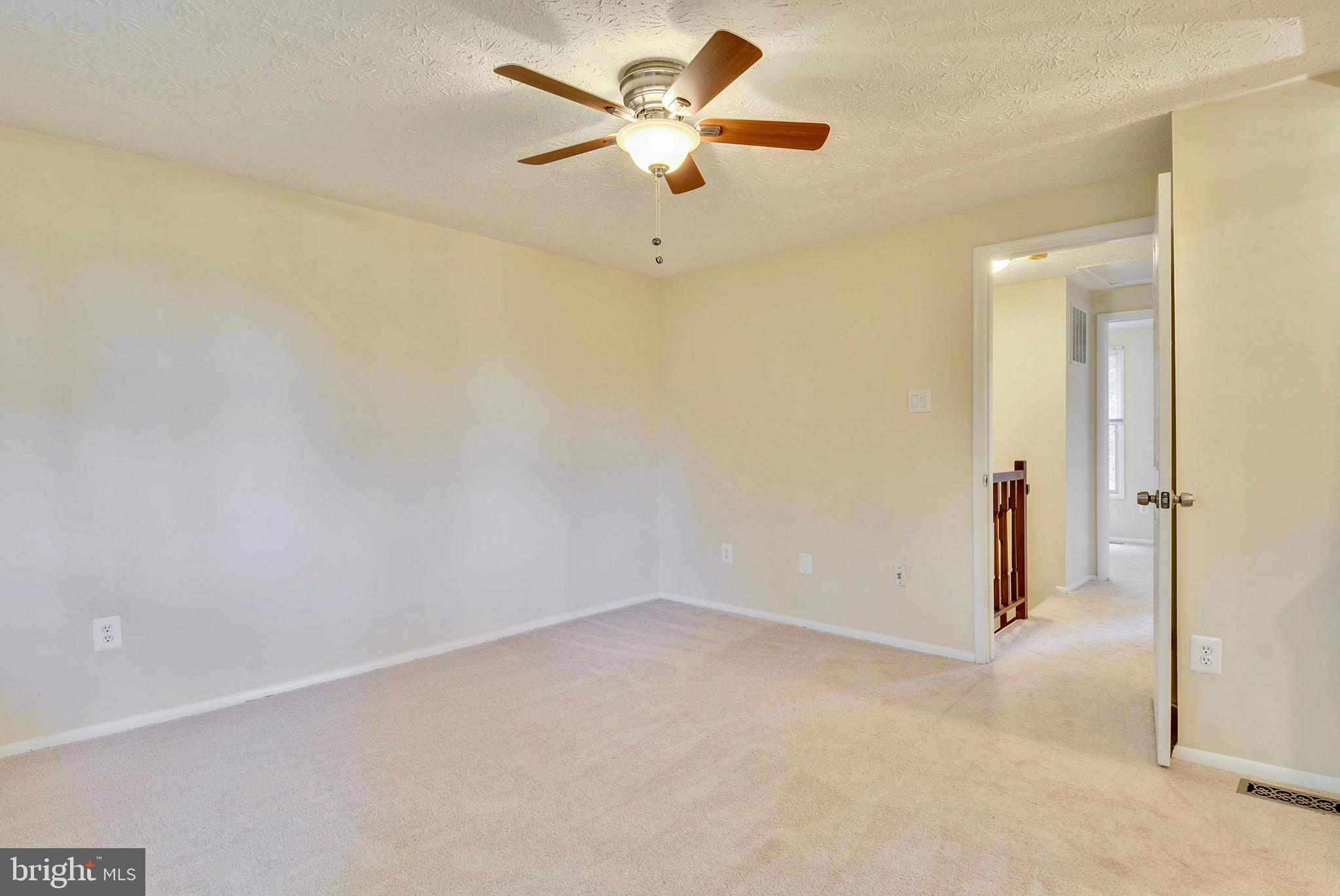 RESTON - Residential Lease