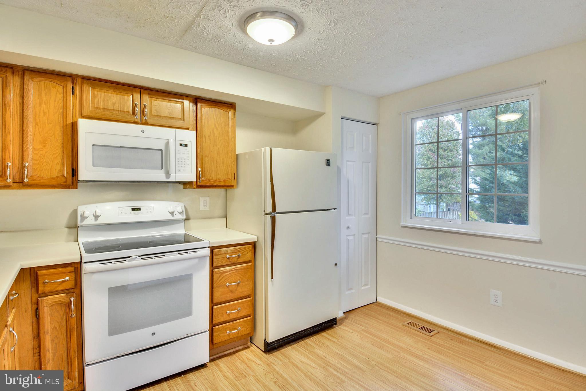 RESTON - Residential Lease