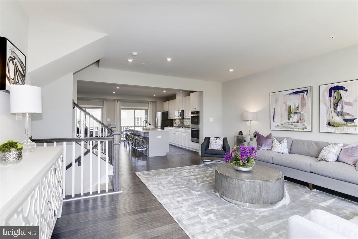 MAGNESS MILL - Residential