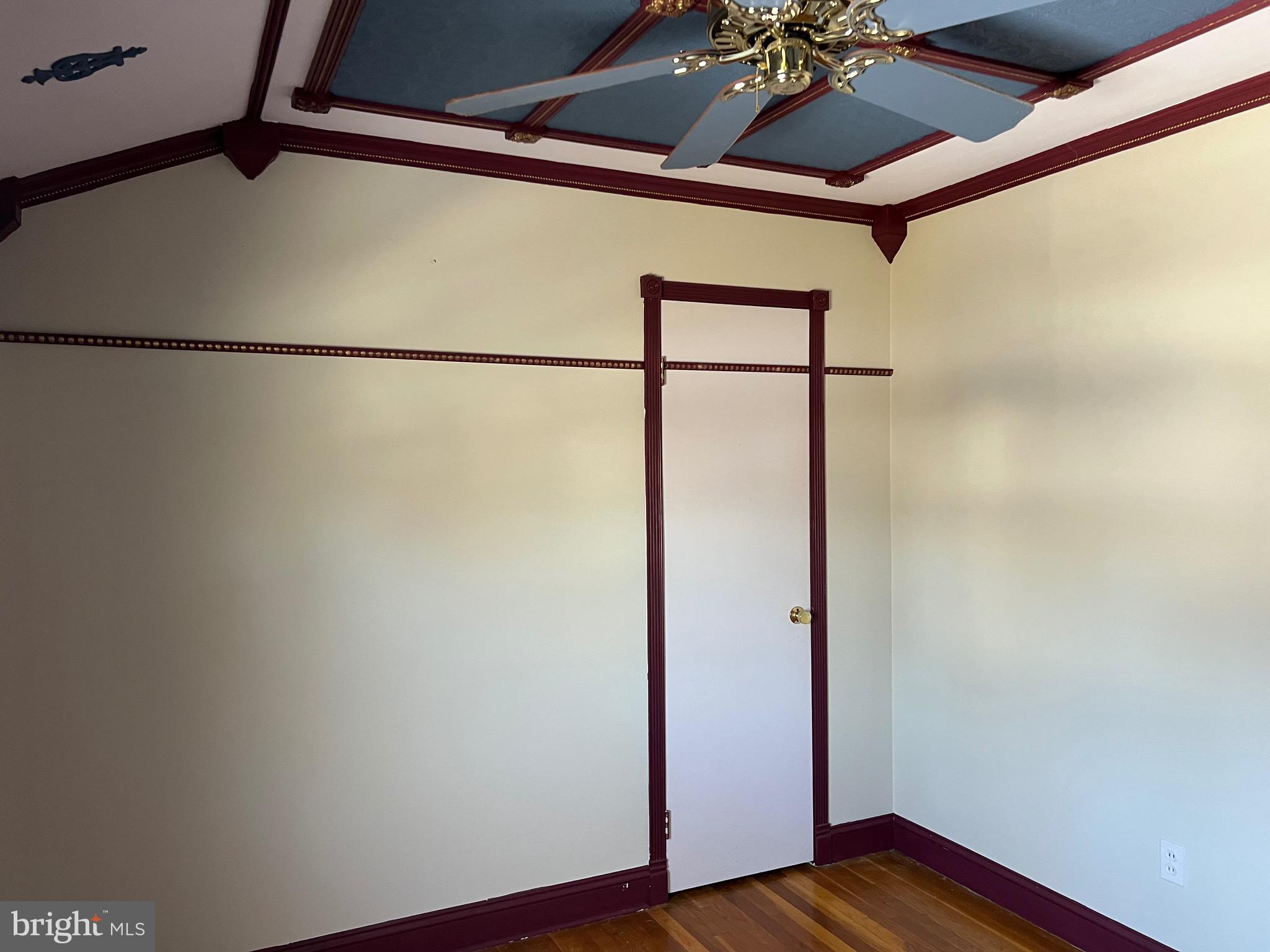 NEW CARROLLTON - Residential