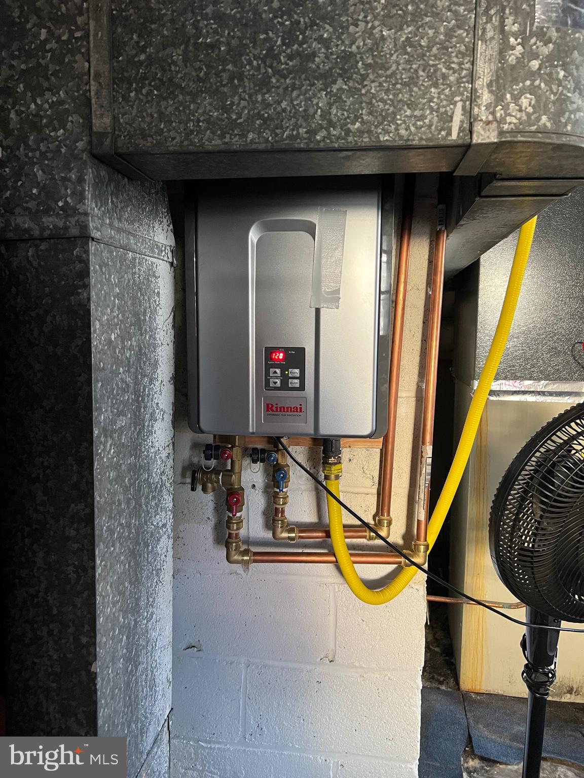 NEW CARROLLTON - Residential