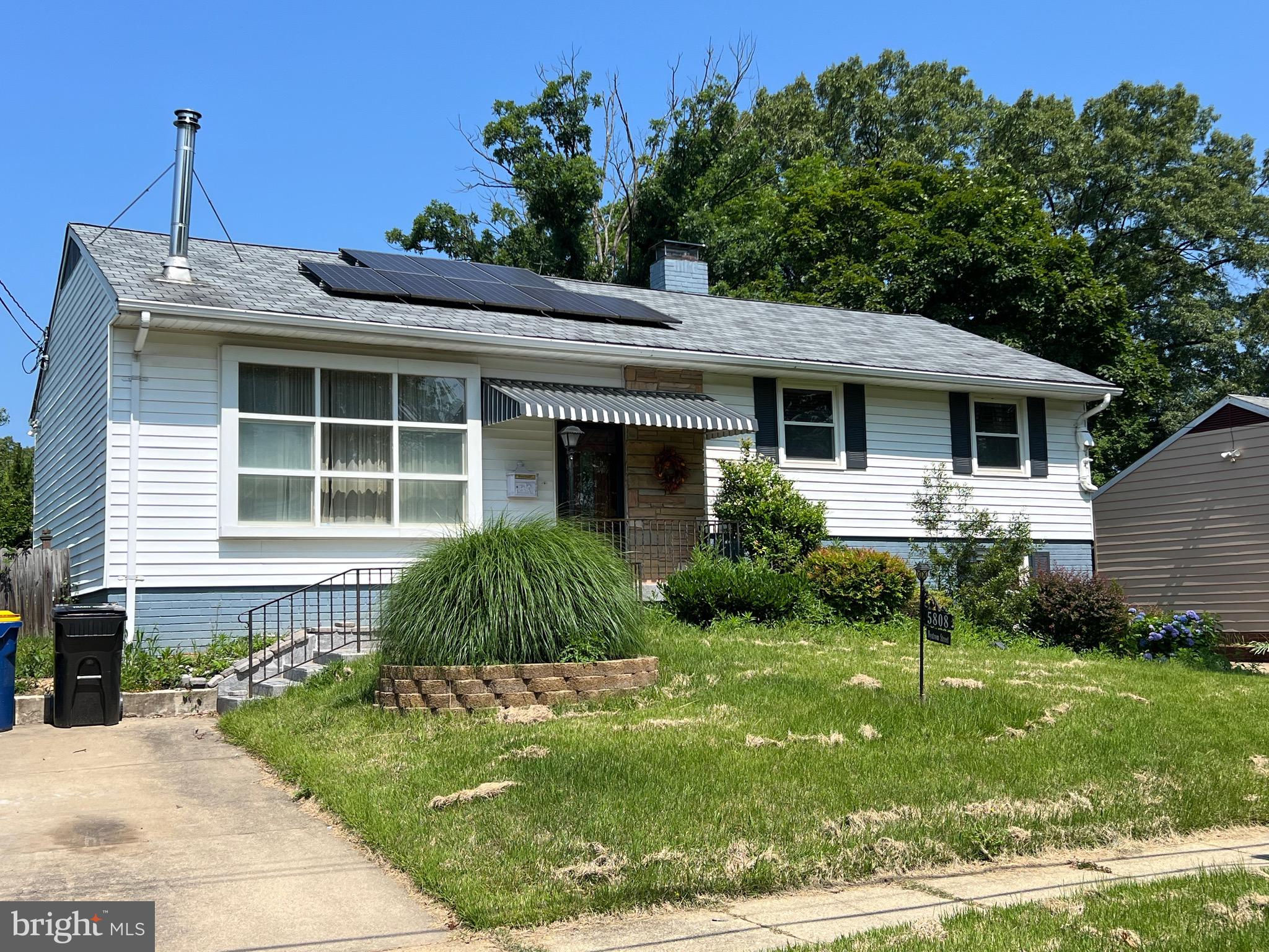 NEW CARROLLTON - Residential