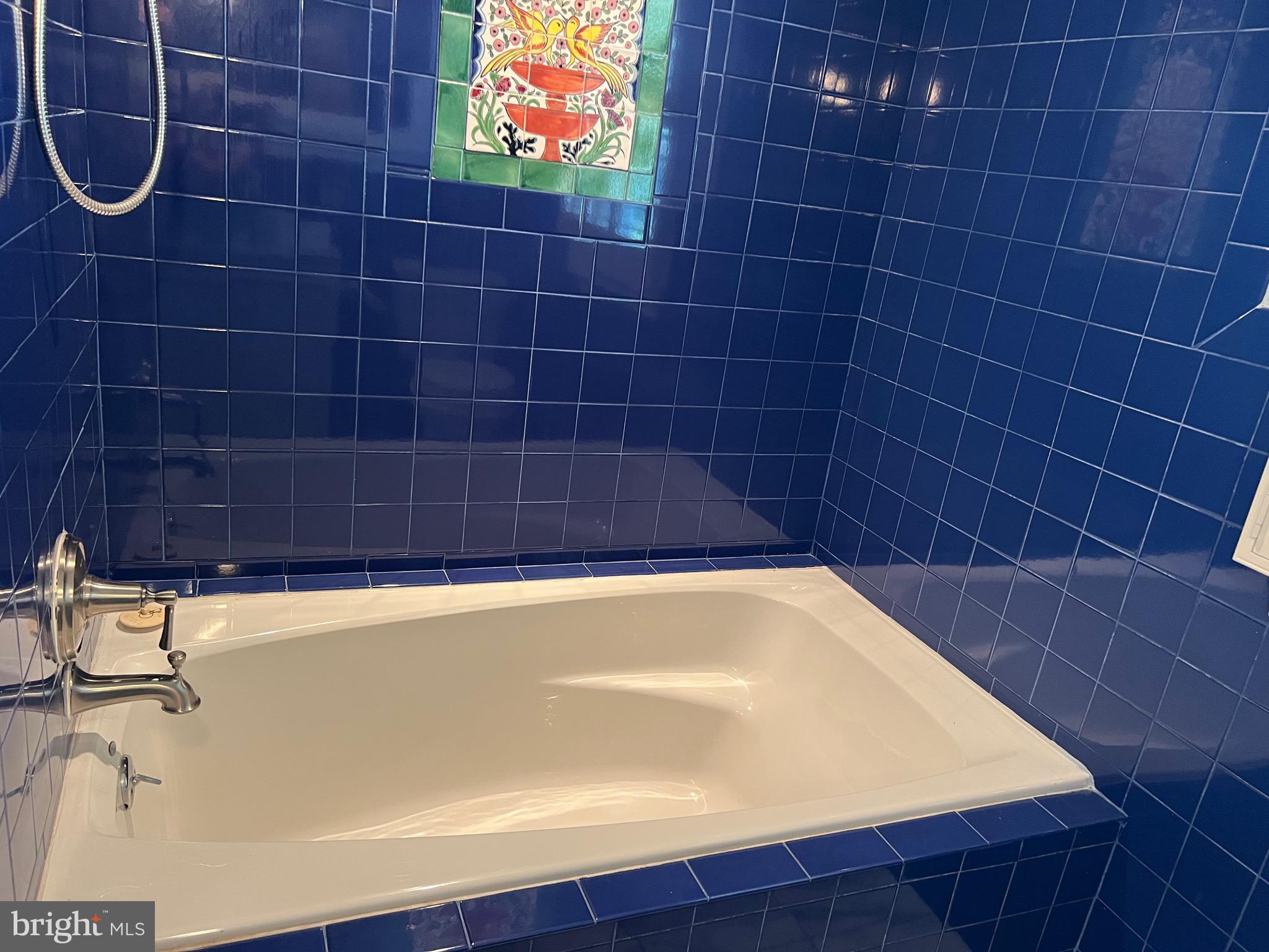 NEW CARROLLTON - Residential