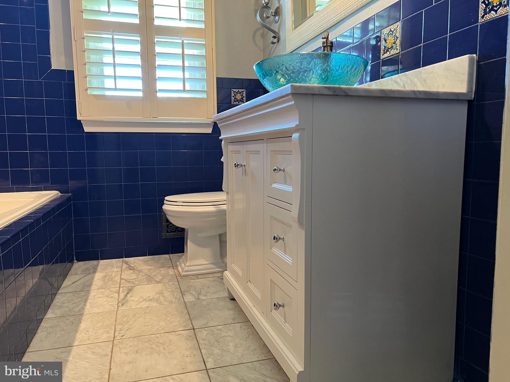 NEW CARROLLTON - Residential