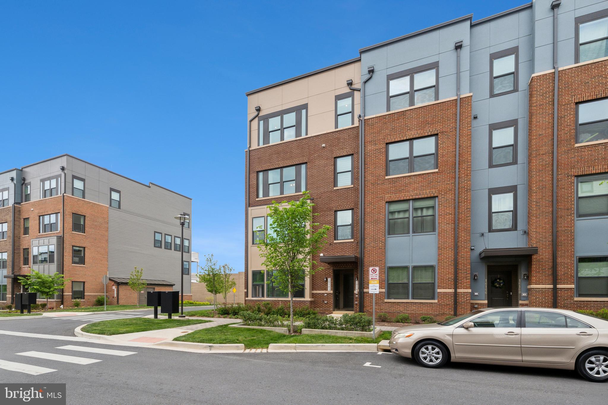 WESTSIDE AT SHADY GROVE METRO - Residential