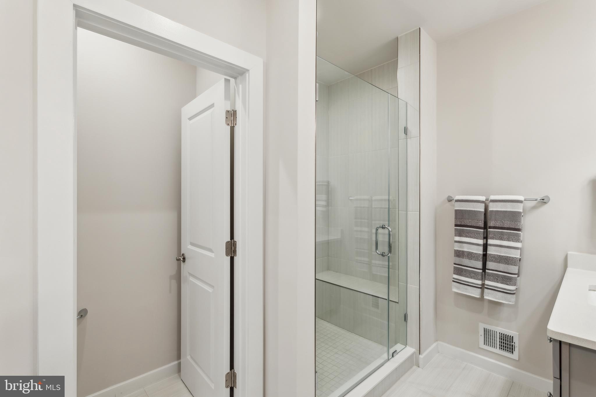 WESTSIDE AT SHADY GROVE METRO - Residential