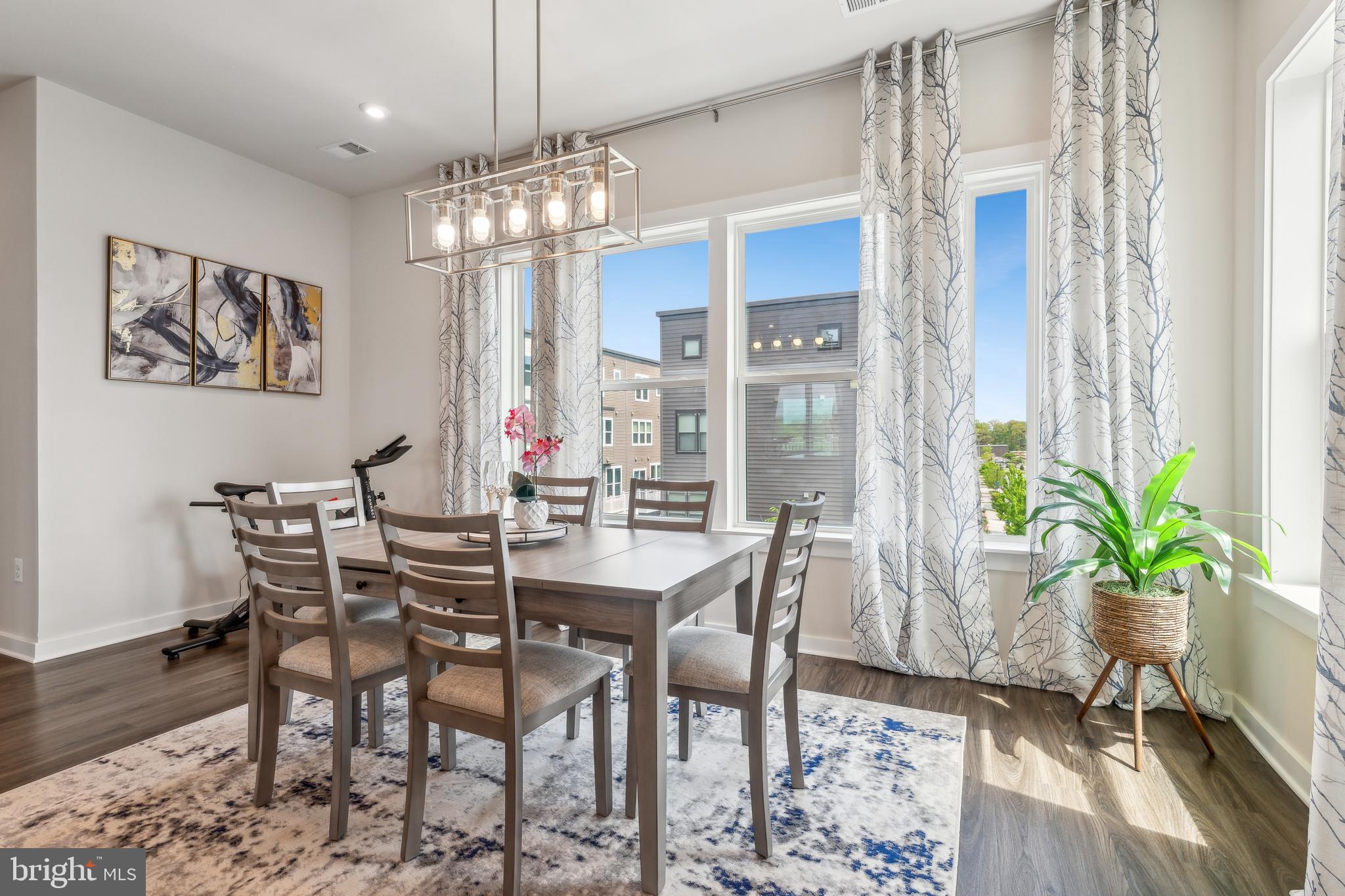 WESTSIDE AT SHADY GROVE METRO - Residential