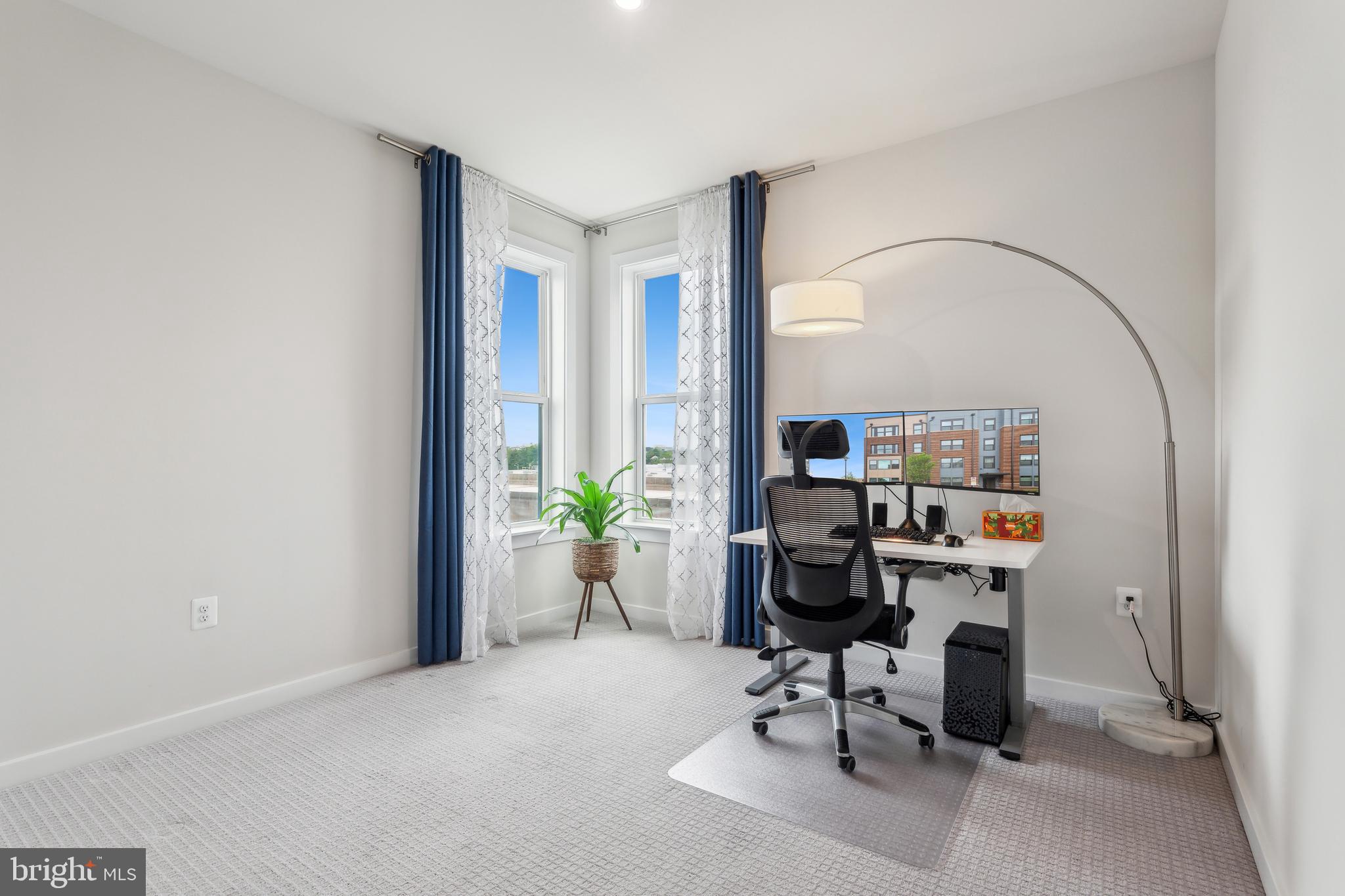 WESTSIDE AT SHADY GROVE METRO - Residential