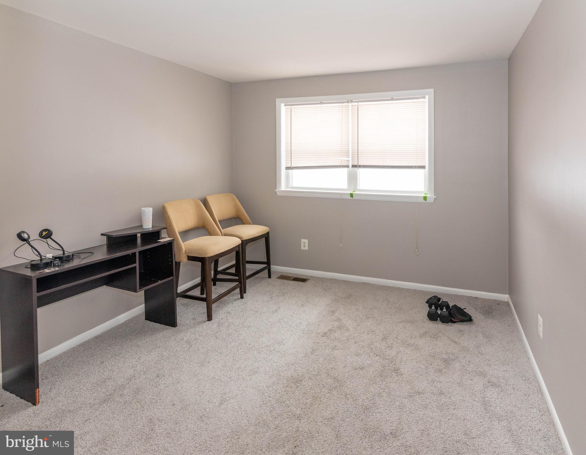 ROSEMONT EAST - Residential