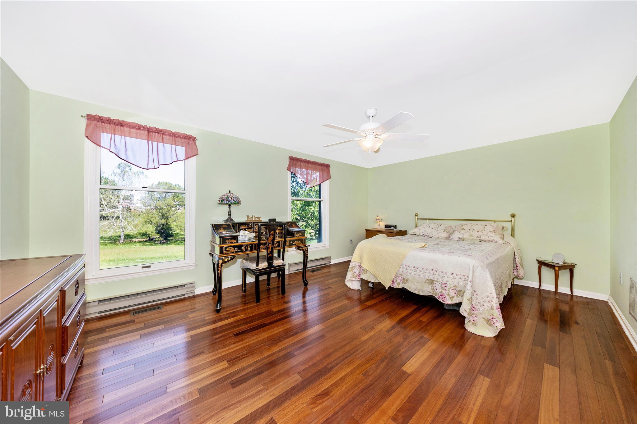 MAPLECREST FARM - Residential