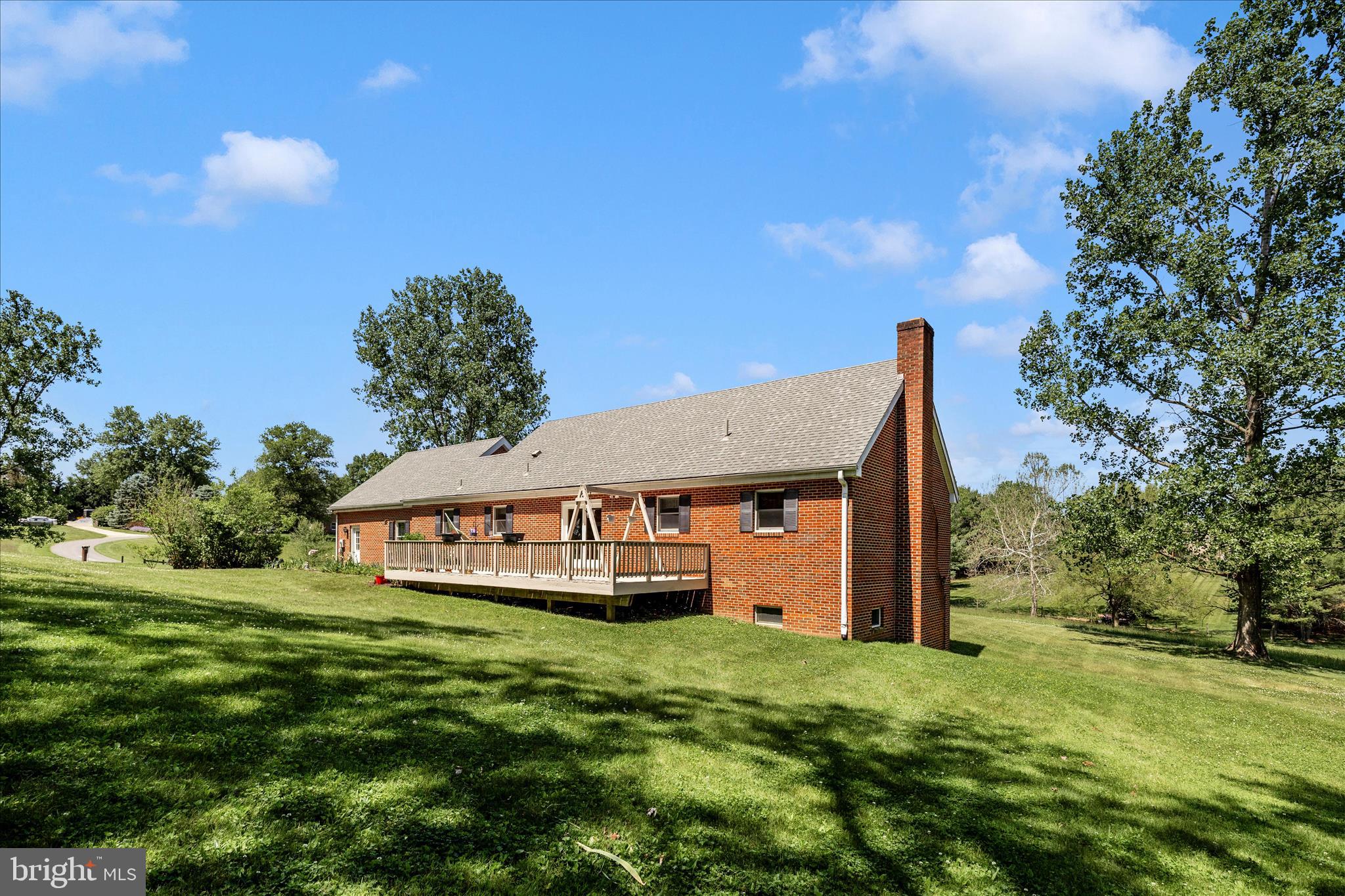 MAPLECREST FARM - Residential