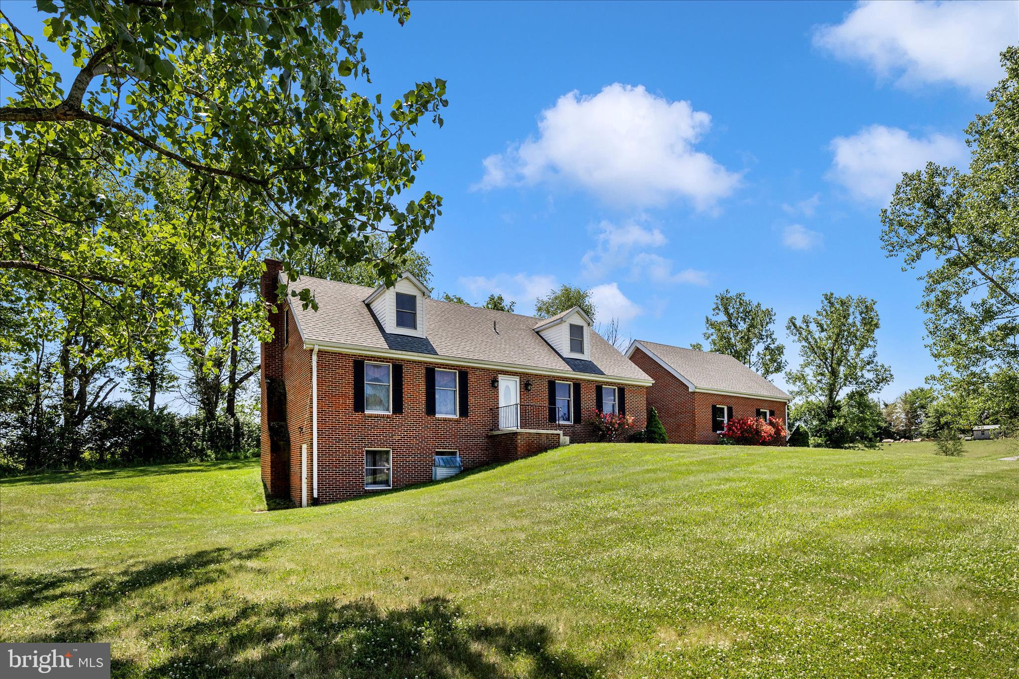 MAPLECREST FARM - Residential