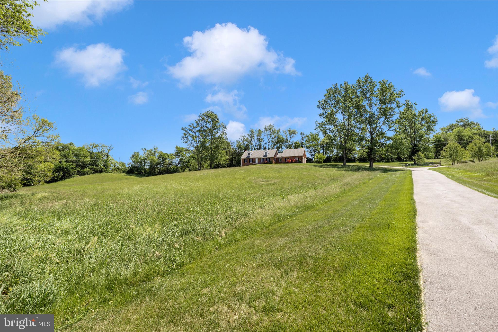 MAPLECREST FARM - Residential