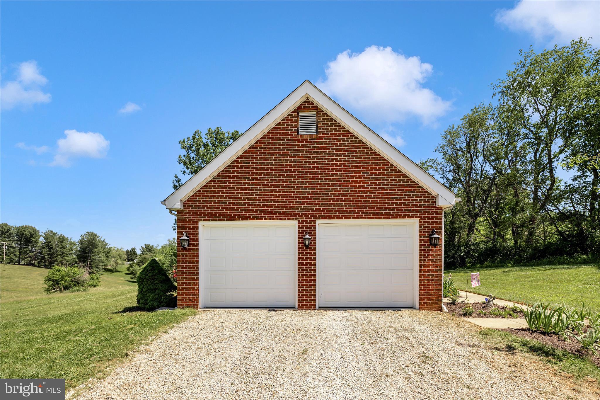 MAPLECREST FARM - Residential