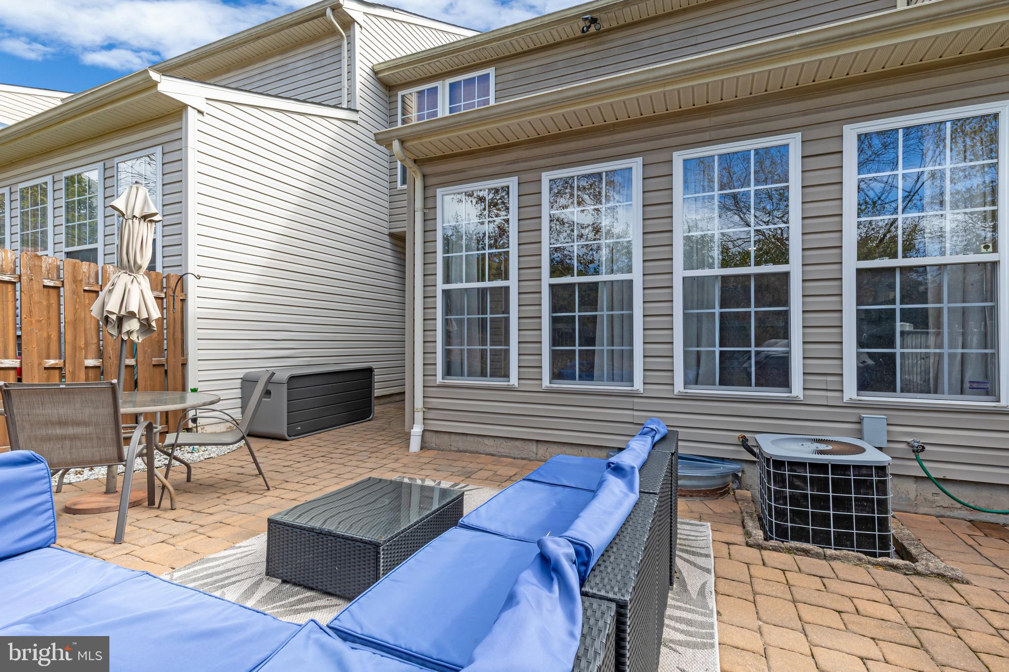 SUNNYBROOK - Residential