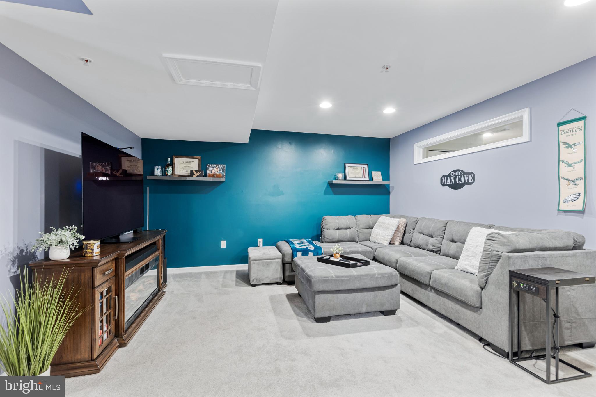 SUNNYBROOK - Residential