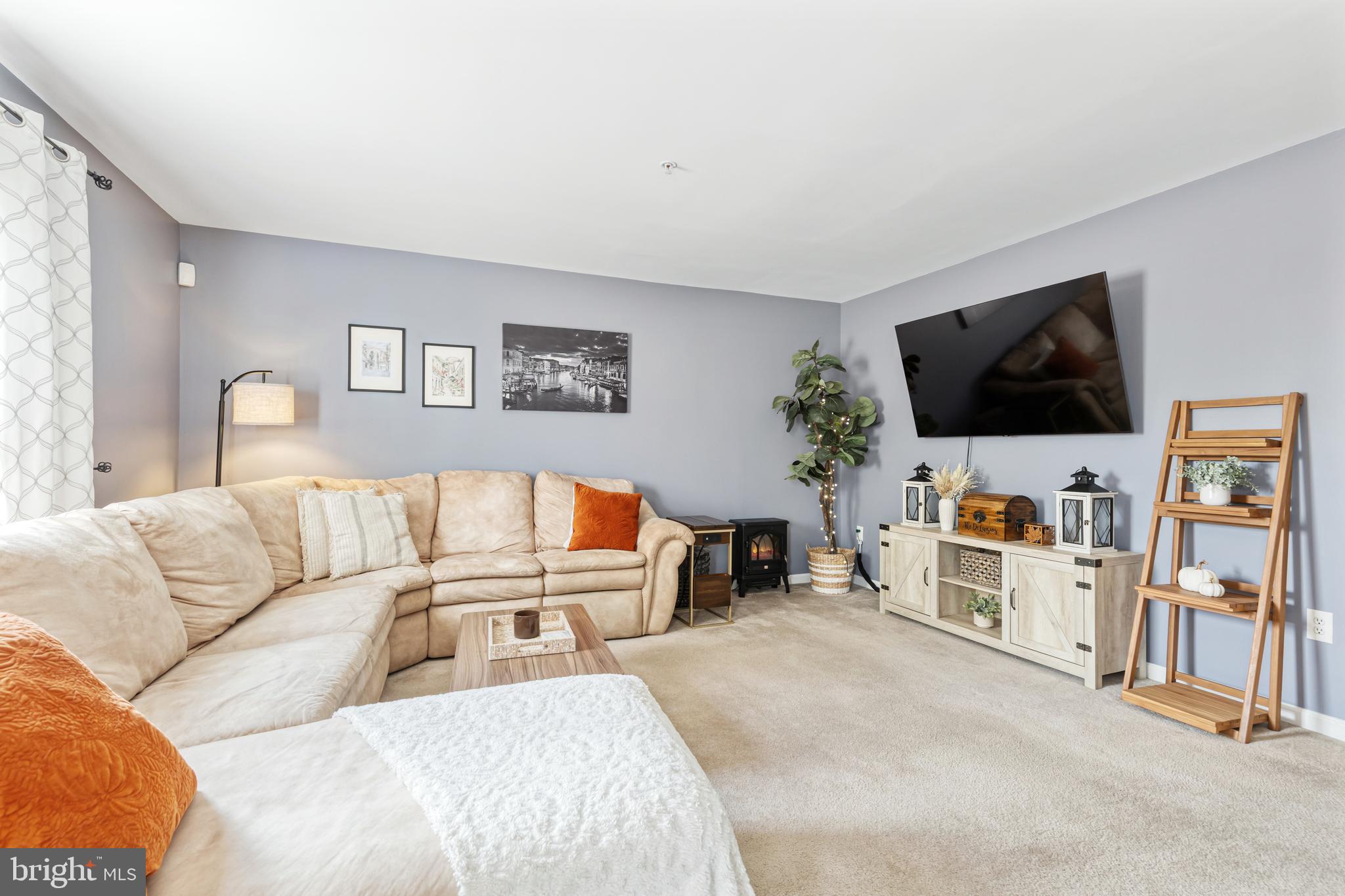 SUNNYBROOK - Residential