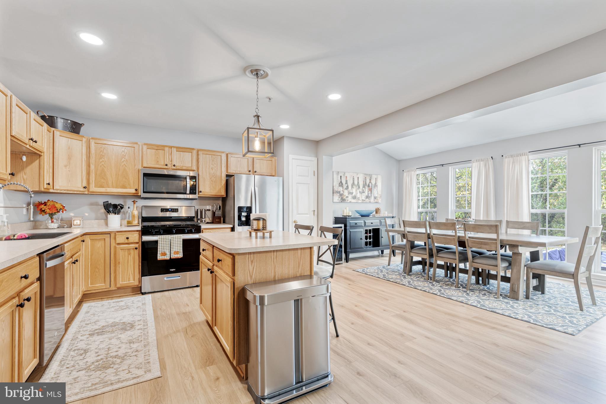 SUNNYBROOK - Residential