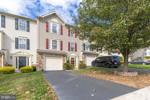 Townhouse For Sale - 103 Brookview Lane<br/> POTTSTOWN, PA 19464