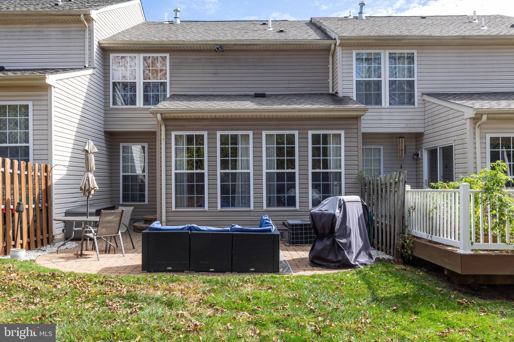 SUNNYBROOK - Residential