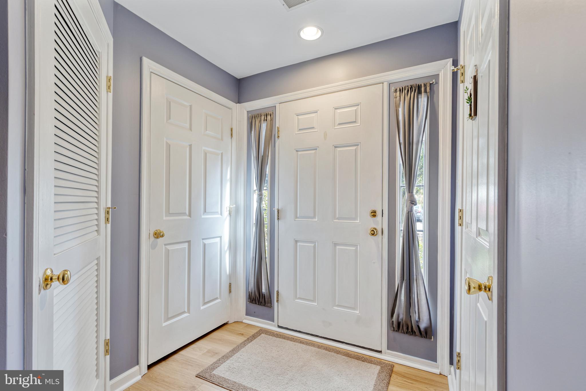SUNNYBROOK - Residential