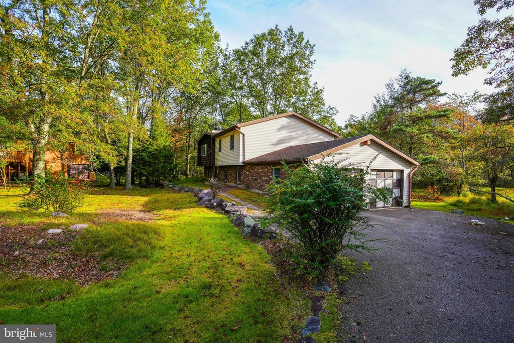 Photo of 12 Tennyson Circle, ALBRIGHTSVILLE, PA 18210 (MLS # PACC2006722)