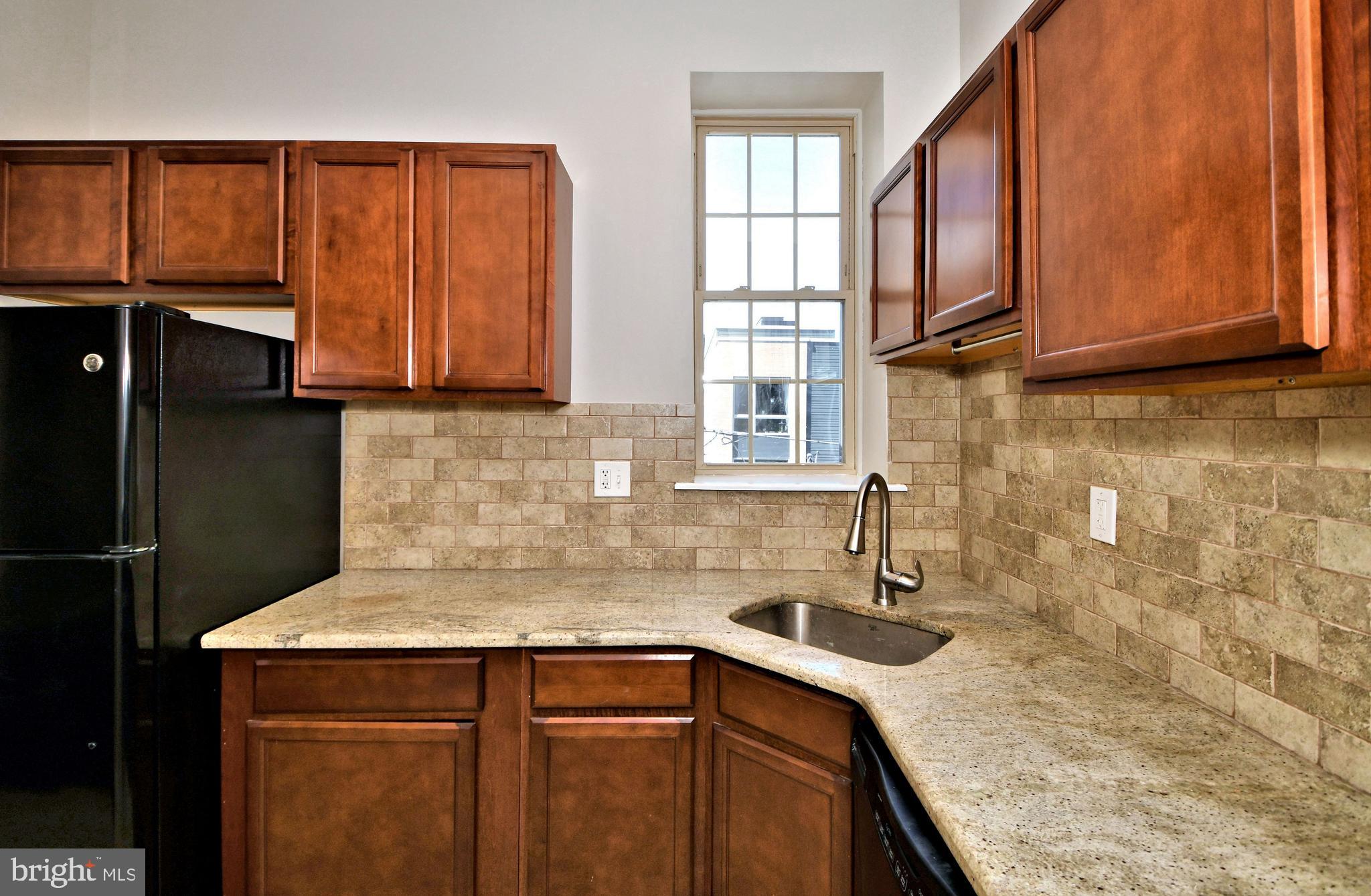 OLDE KENSINGTON - Residential Lease