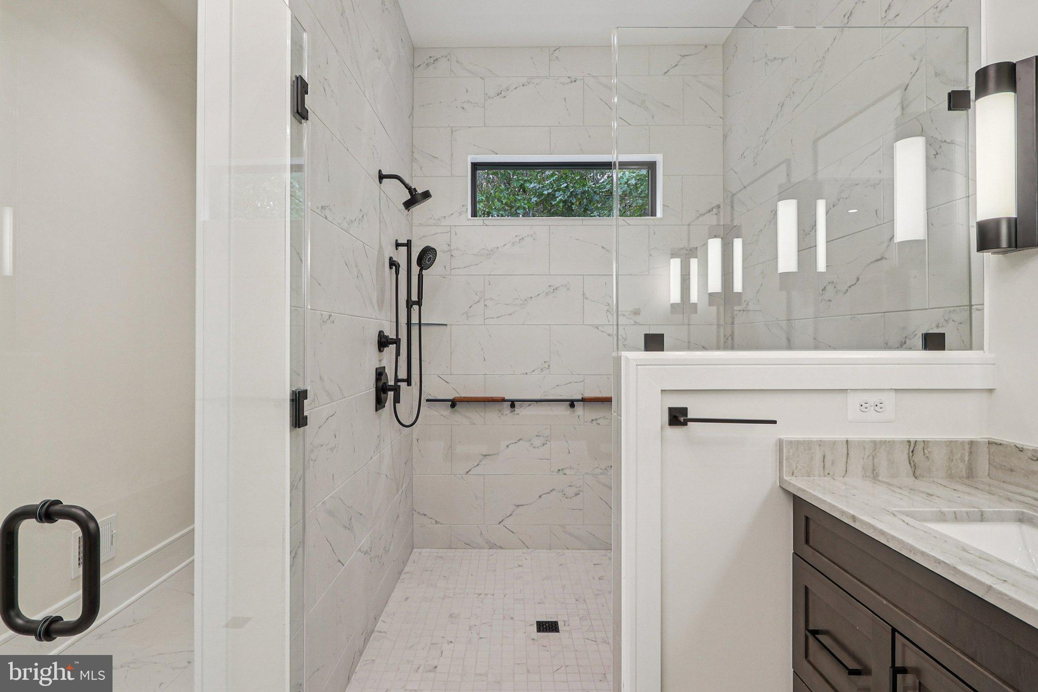 CANNON BLUFF ESTATES - Residential