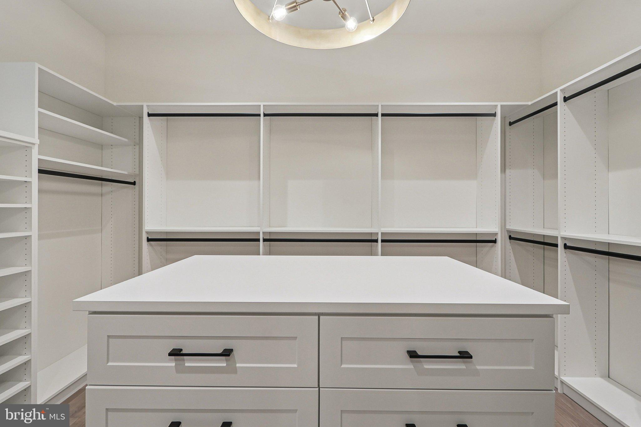 CANNON BLUFF ESTATES - Residential