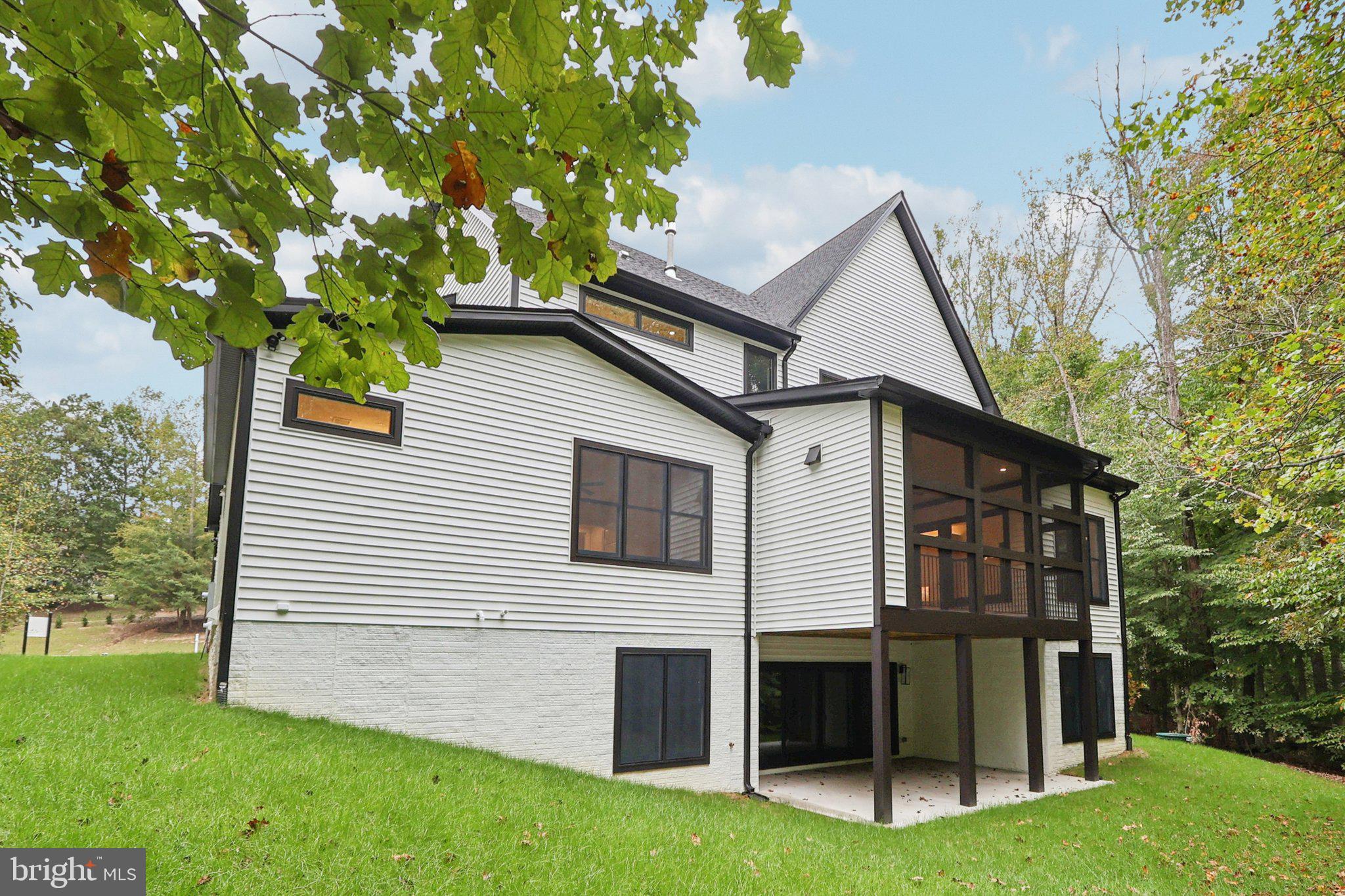 CANNON BLUFF ESTATES - Residential