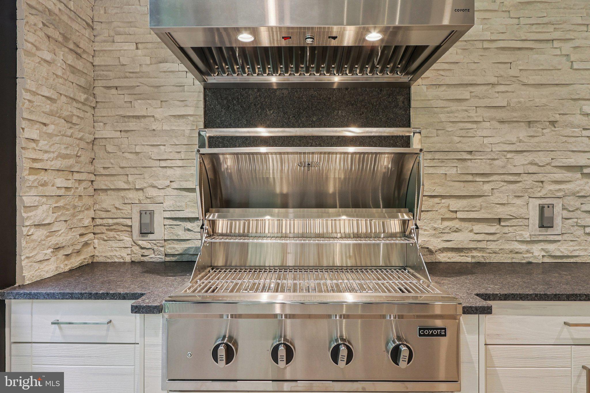 CANNON BLUFF ESTATES - Residential