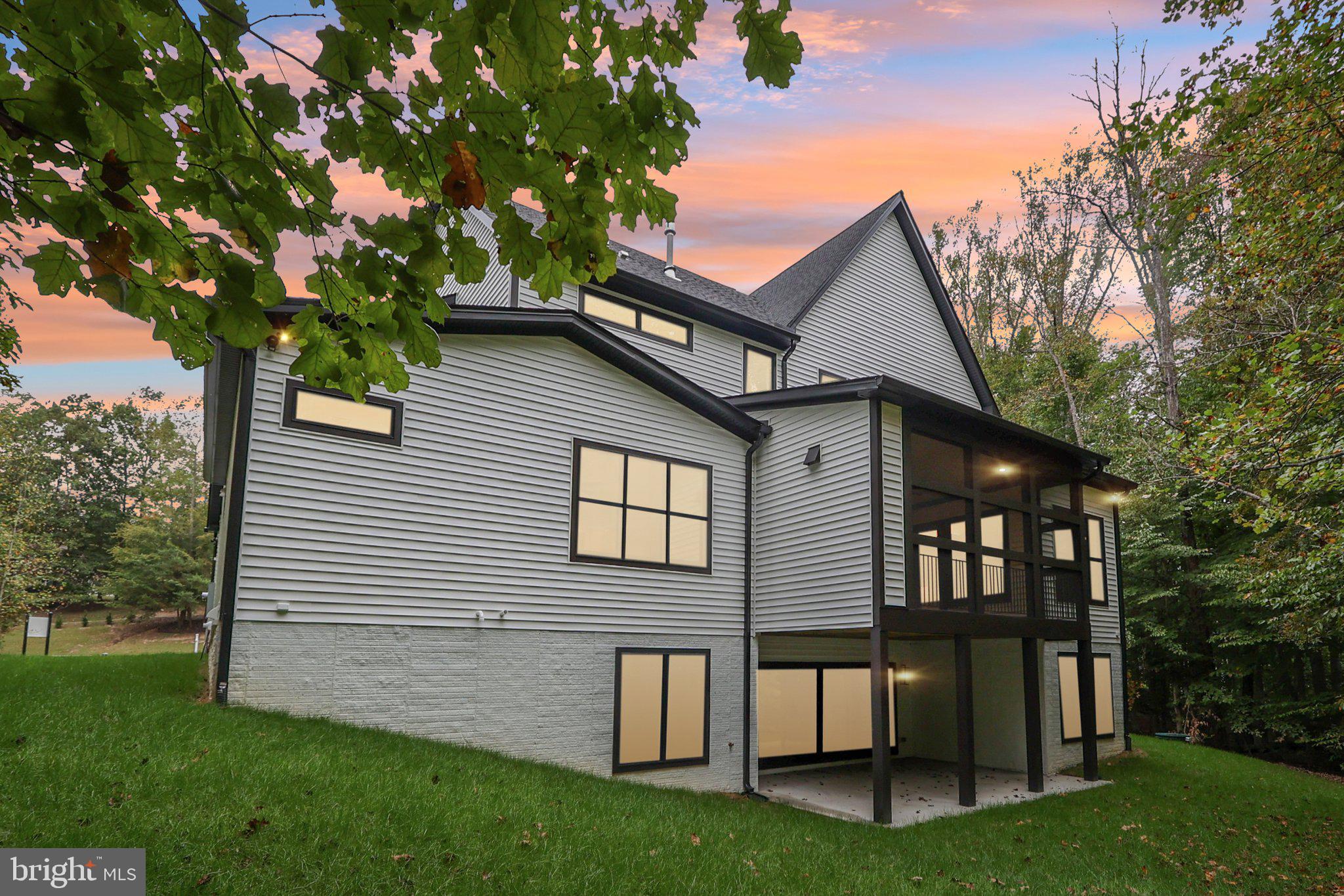 CANNON BLUFF ESTATES - Residential