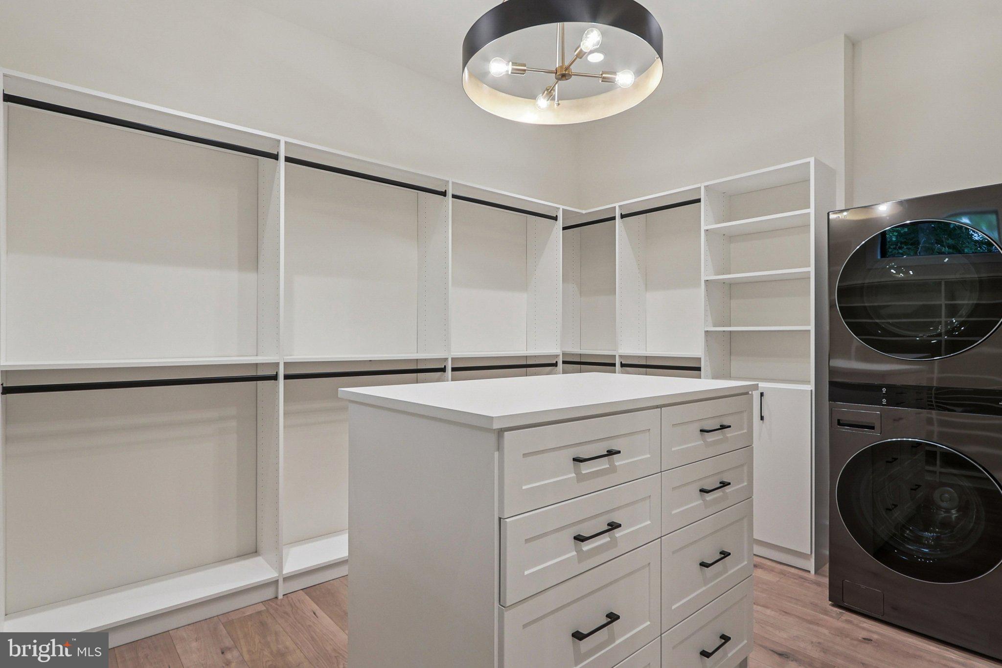 CANNON BLUFF ESTATES - Residential