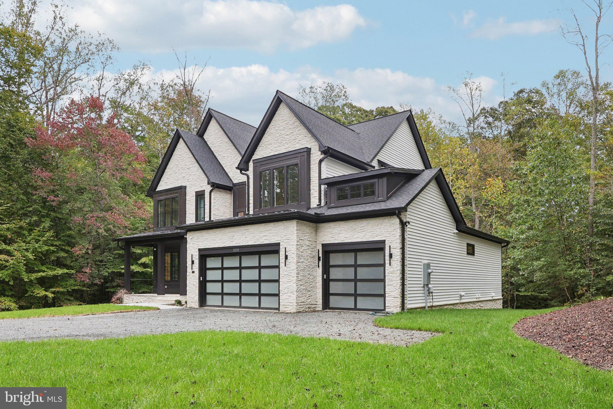 5224 TRUNNION TRAIL