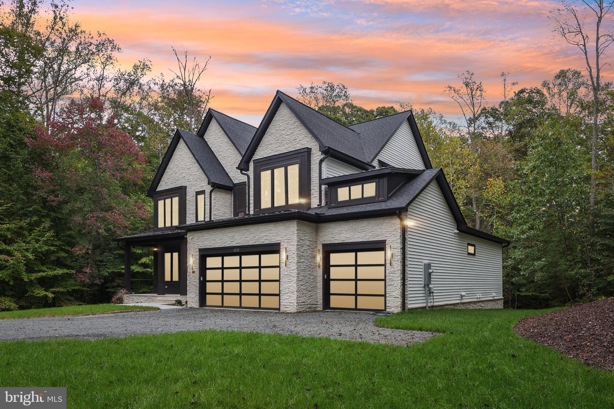 5224 TRUNNION TRAIL
