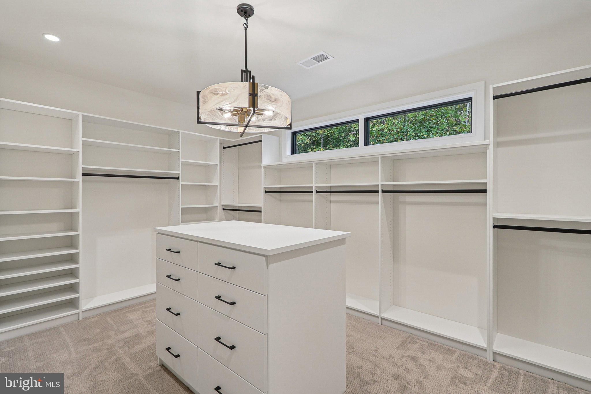 CANNON BLUFF ESTATES - Residential